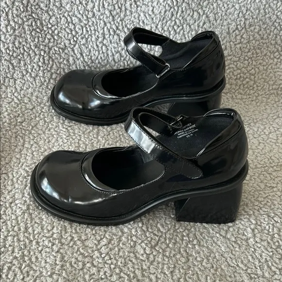 UNIF DOT Mary Jane’s Leather 90s Chunky Heel Ankle Strap