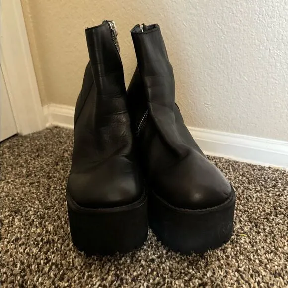 UNIF Bonnie Brat Leather Platform Ankle Boots Sz 7 in Black