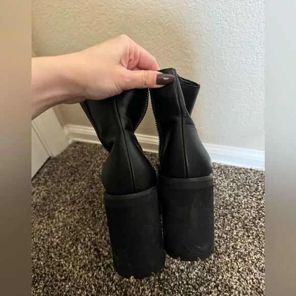UNIF Bonnie Brat Leather Platform Ankle Boots Sz 7 in Black