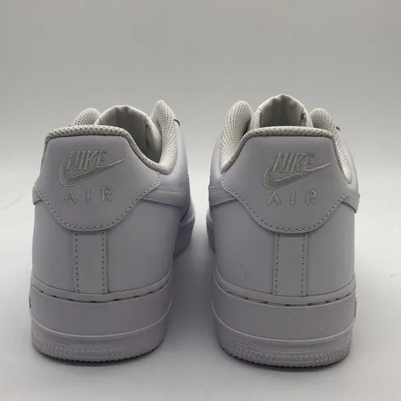 USED Mens Nike Air Force 1 Low '07 Triple White Casual Sneaker CW2288-111 No Box