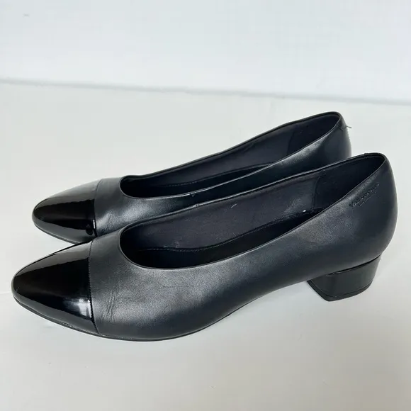 Vagabond Alicia Pointed Toe Ballet Flats
