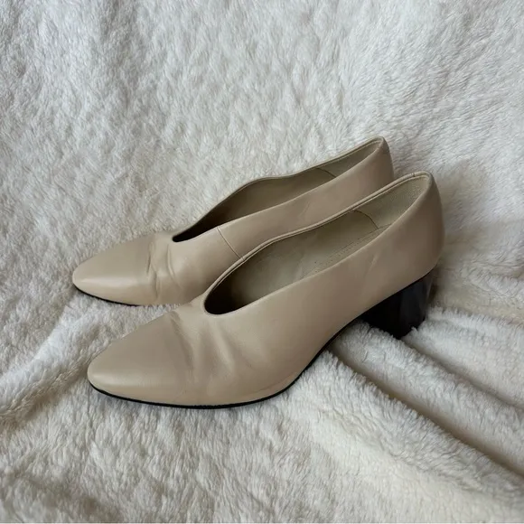 Vagabond Eve Pump Cream White Size 40
