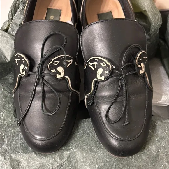 Valentino Garavani Women’s Panther Black Loafers sz 36