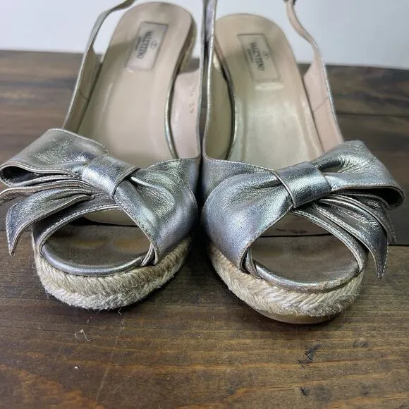 Valentino Metallic Silver Pewter Leather Bow Wedge Espadrille Sandals EU 39 8.5