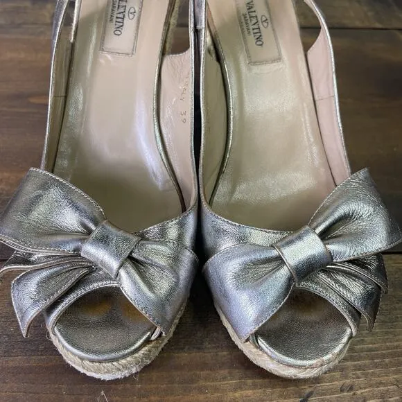 Valentino Metallic Silver Pewter Leather Bow Wedge Espadrille Sandals EU 39 8.5