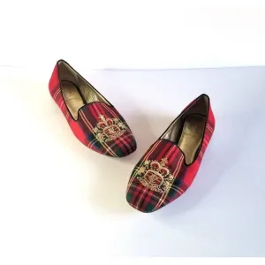 VC Signature Flats Red Tartan Plaid Sz 6 Embroidered Logo Square Toe
