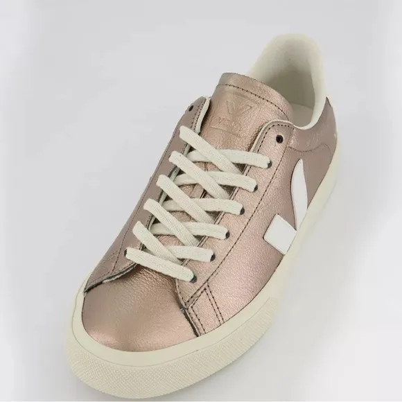VEJA CAMPO TRAINERS Bronze Metallic White size EU 38, US 7