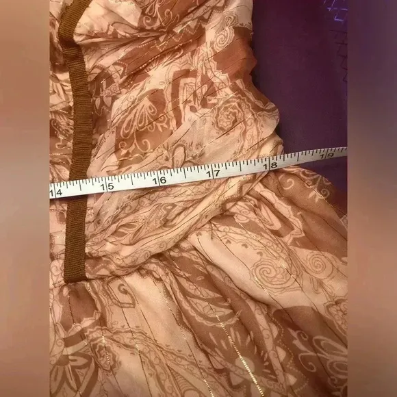 VENUS above the knee strapless mini dress