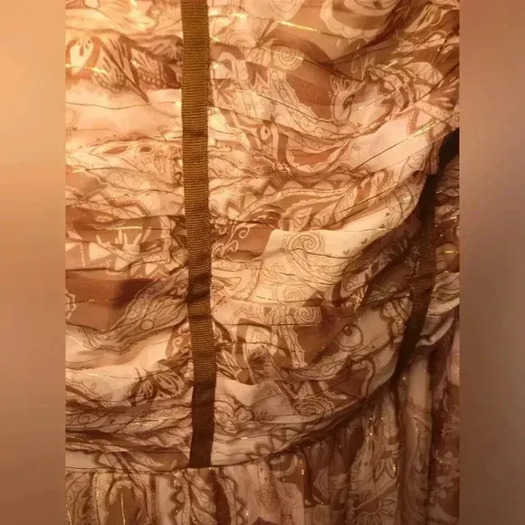 VENUS above the knee strapless mini dress
