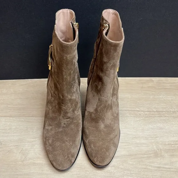 Veronica Beard Women's Viv Mocha Brown Suede Booties Ankle boots, size 6