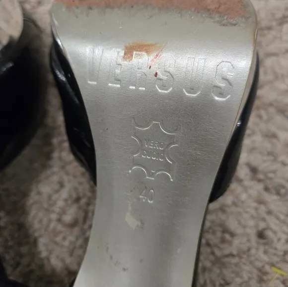 Versus versace black and Silver Peep-Toe Heels size 40
