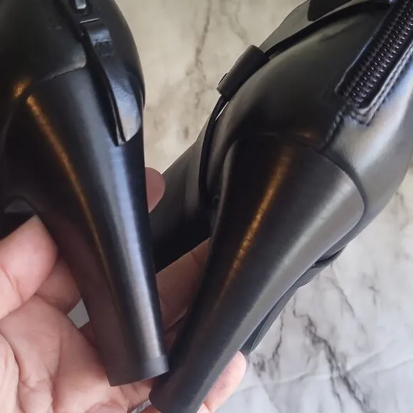 Vince Camuto Nikoletta Black Leather Peep-Toe Ankle Boots 6.5M