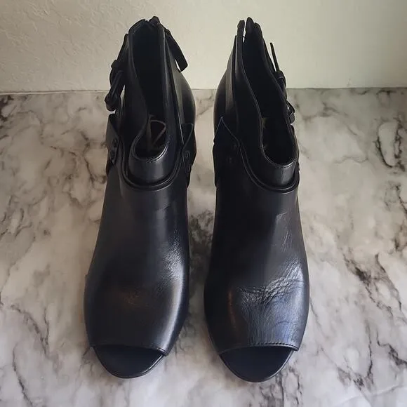 Vince Camuto Nikoletta Black Leather Peep-Toe Ankle Boots 6.5M