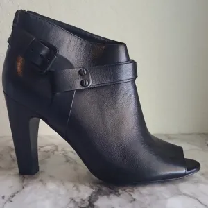 Vince Camuto Nikoletta Black Leather Peep-Toe Ankle Boots 6.5M