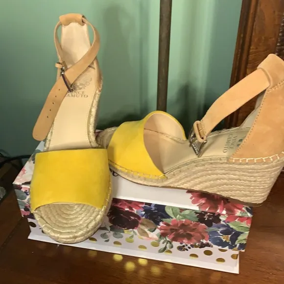 Vince Camuto Suede Platform Sandals, Size 9.5