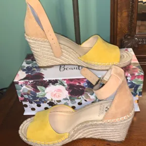 Vince Camuto Suede Platform Sandals, Size 9.5