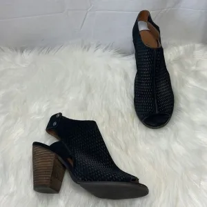 Vince Camuto Black Perforated Suede Peep Toe Slingback Heels Sz 9