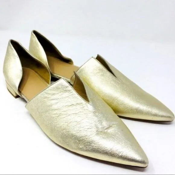 Vince Darlington womans pointed toe leather flats 11M BoxR metallic Gold