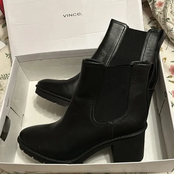 Vince Henderson Black Leather Short Moto Boots Platform Heel Water Resistant