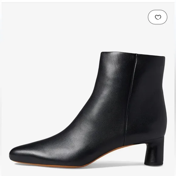Vince Hilda Low Heel Booties Black‎ Leather Ankle Boots 8M, F 642