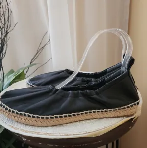 Vince Rae Black Leather Espadrilles  Size 9 very cute stylist comfort.New Condit