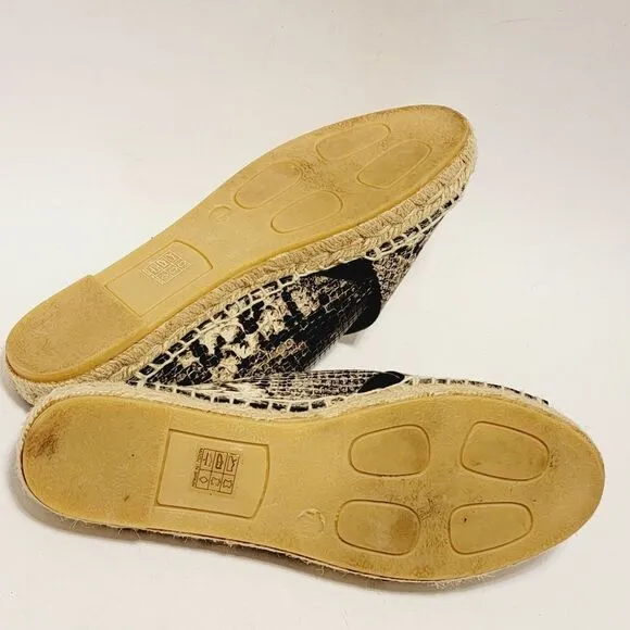Vince Snake Embossed Crisscross Espadrille Sandal Size 7