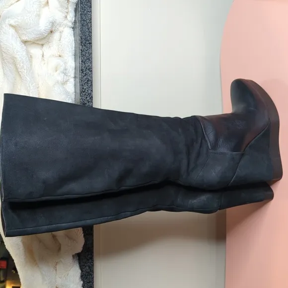 Vince Suede Nubuck Wedge Knee High Boots Made in Italy Black Size 9 US 40 EU