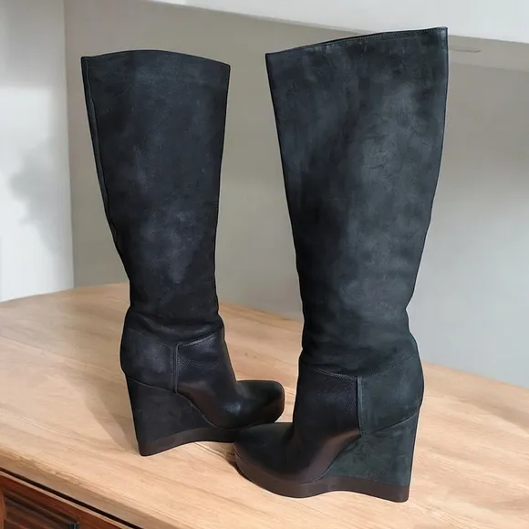 Vince Suede Nubuck Wedge Knee High Boots Made in Italy Black Size 9 US 40 EU
