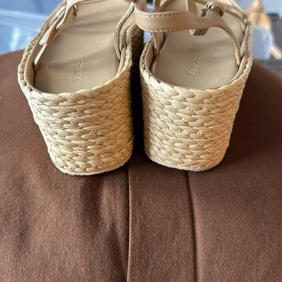 Vince Women's Tan Maxine Raffia Platform Sandals Size 7/37