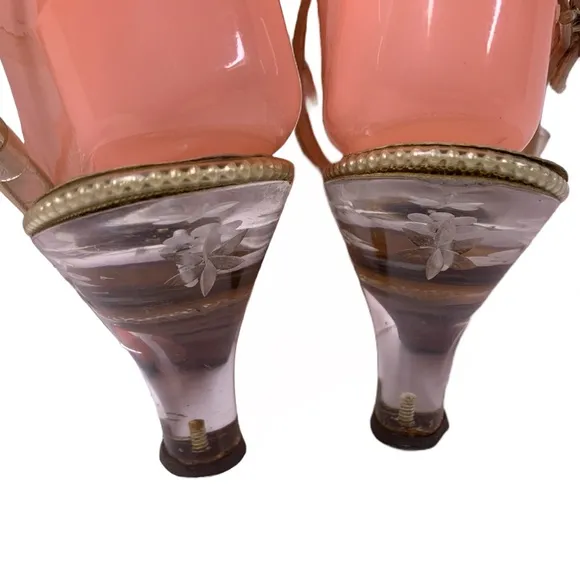 VINTAGE 1950'S SAKS FIFTH AVENUE FENTON LAST PLASTIC LUCITE BEADED HEELS (6)