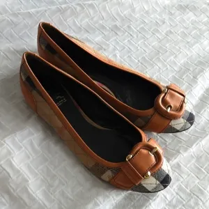 Vintage Authentic Burberry Nova Check Print Quilted Plaid Ballet Flats Luxury