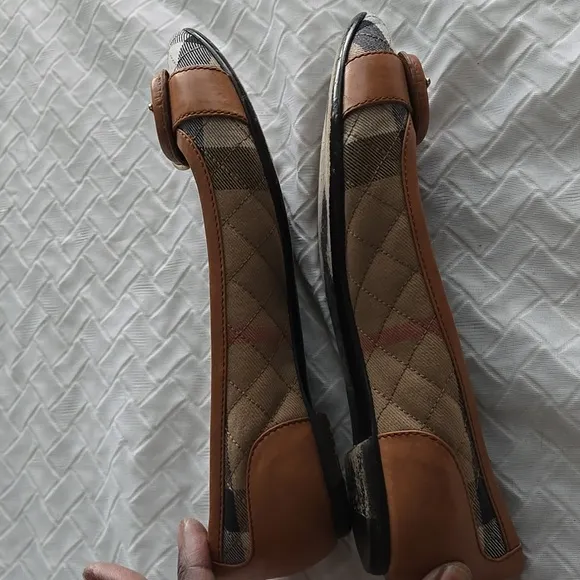 Vintage Authentic Burberry Nova Check Print Quilted Plaid Ballet Flats Luxury