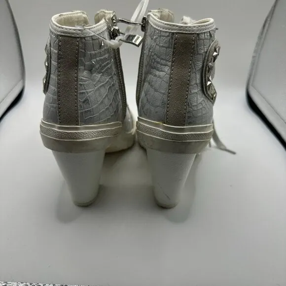 Vintage Havana Remiee Star Studded Washed Croc Sneakers - Size 6.5