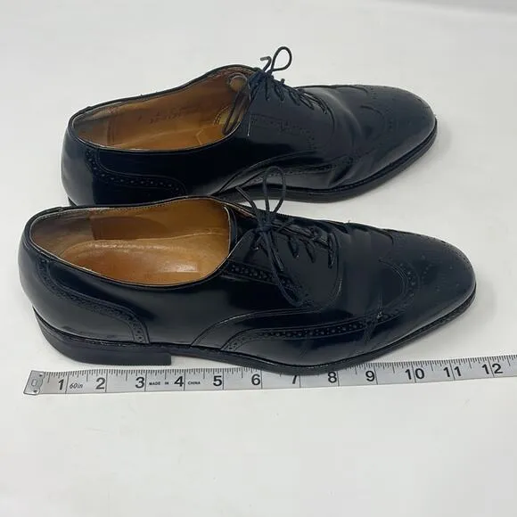 Vintage Johnston &amp; Murphy black wingtip dress shoes men’s 9