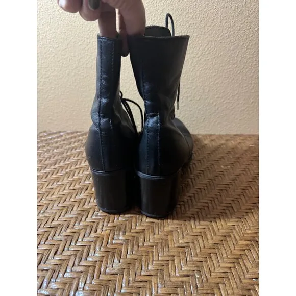 Vintage LA Canadienne Leather Lace-Up Ankle Boots With Block Heel Black Size 9.5