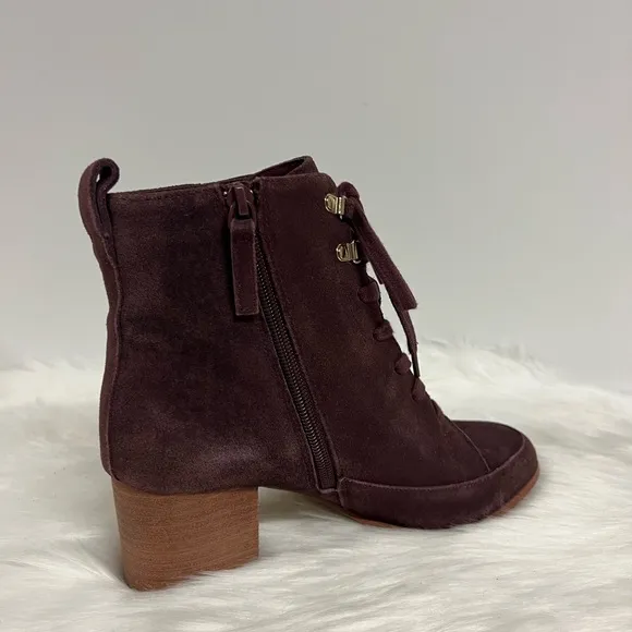 Violet &amp; Red jarvis Maroon Suede Women's Heel Boots In burgundy Size 7.5 NWOB