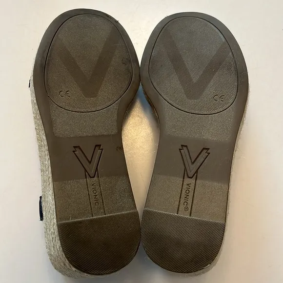 Vionic Calera Wedge Sandals, Navy, size 6.5 Wide, espadrille
