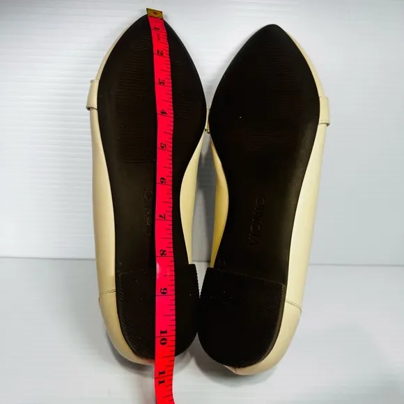 Vionic Savannah Cream Boa Metallic Leather Loafers Size 8 1/2