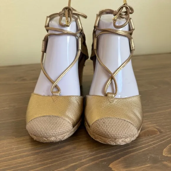 Vionic Women’s 6.5 Gold Calypso Lace Up Espadrille Wedge Sandals