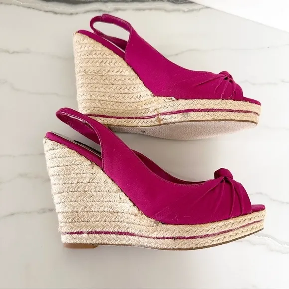 White House Black Market Lola Pomegranate Espadrille Sandals Sz 9