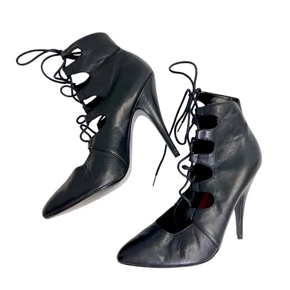 Wild Pair 9 Black Lace up Madonna Boots High Heels 1980s Pin Up  Vintage Shoes