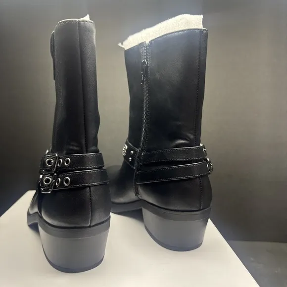 Wild Pair Stellaa Platform Women's Boots New Size 9 Black No Box