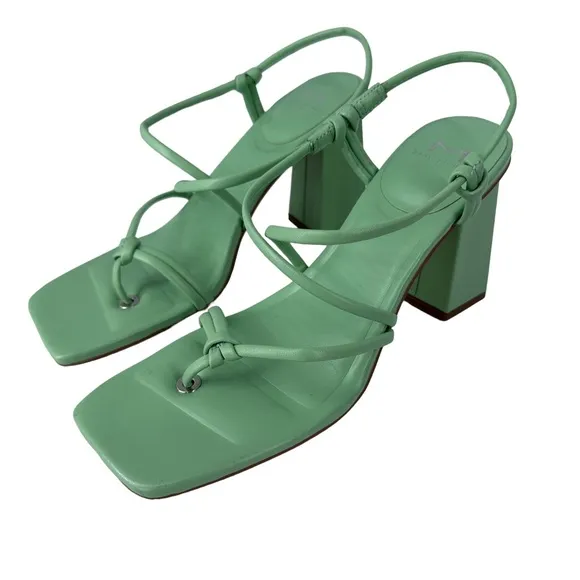 Woman's Heels‎ Marc Fisher LTD Giada Light Green Sandal Size 9M