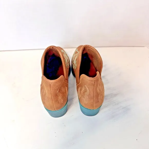Womens Cowboy Boot Low Top 2&quot; Heel Brown With Teal Stitching 9  Trendy Pretty