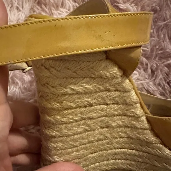 Women’s Jimmy Choo Patent Leather Yellow Strappy Espadrille Sandals Size 38 US 8
