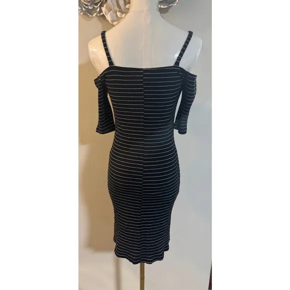 Women's Reformation Black Striped Off-Shoulder Dress Size M