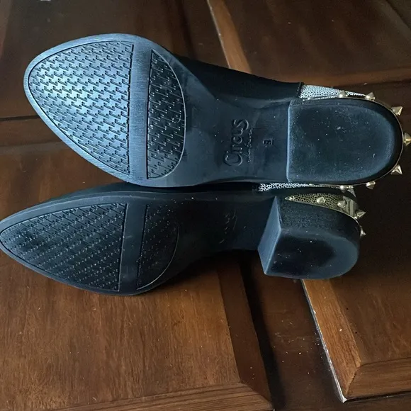 Women’s size 9 circus by Sam Edelman block heel Highland booties