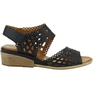 Women's Spring Step Petra Black Leather