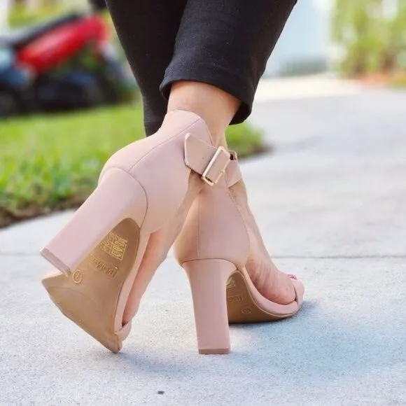 Women's Ankle Strap Block Heel Dress Sandals Nude Color