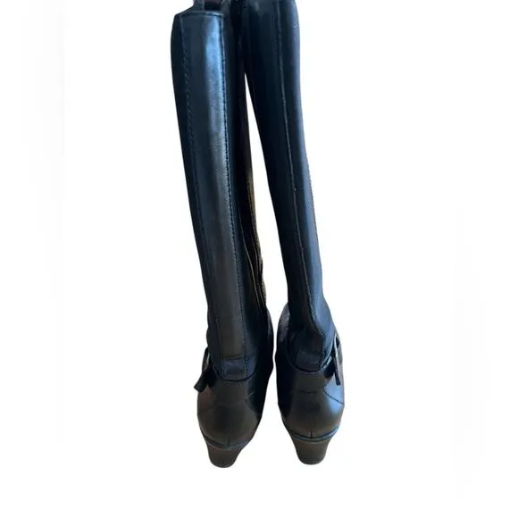 Women's Clarks Black Leather Boots Size 7